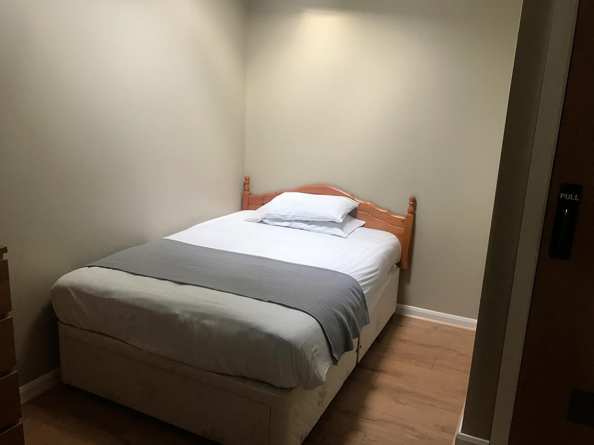 The New Clifton House Hotel Newcastle upon Tyne Room photo